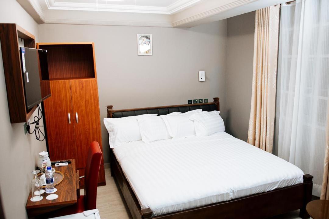 Hotel Ocean6 Kokrobite Exteriér fotografie